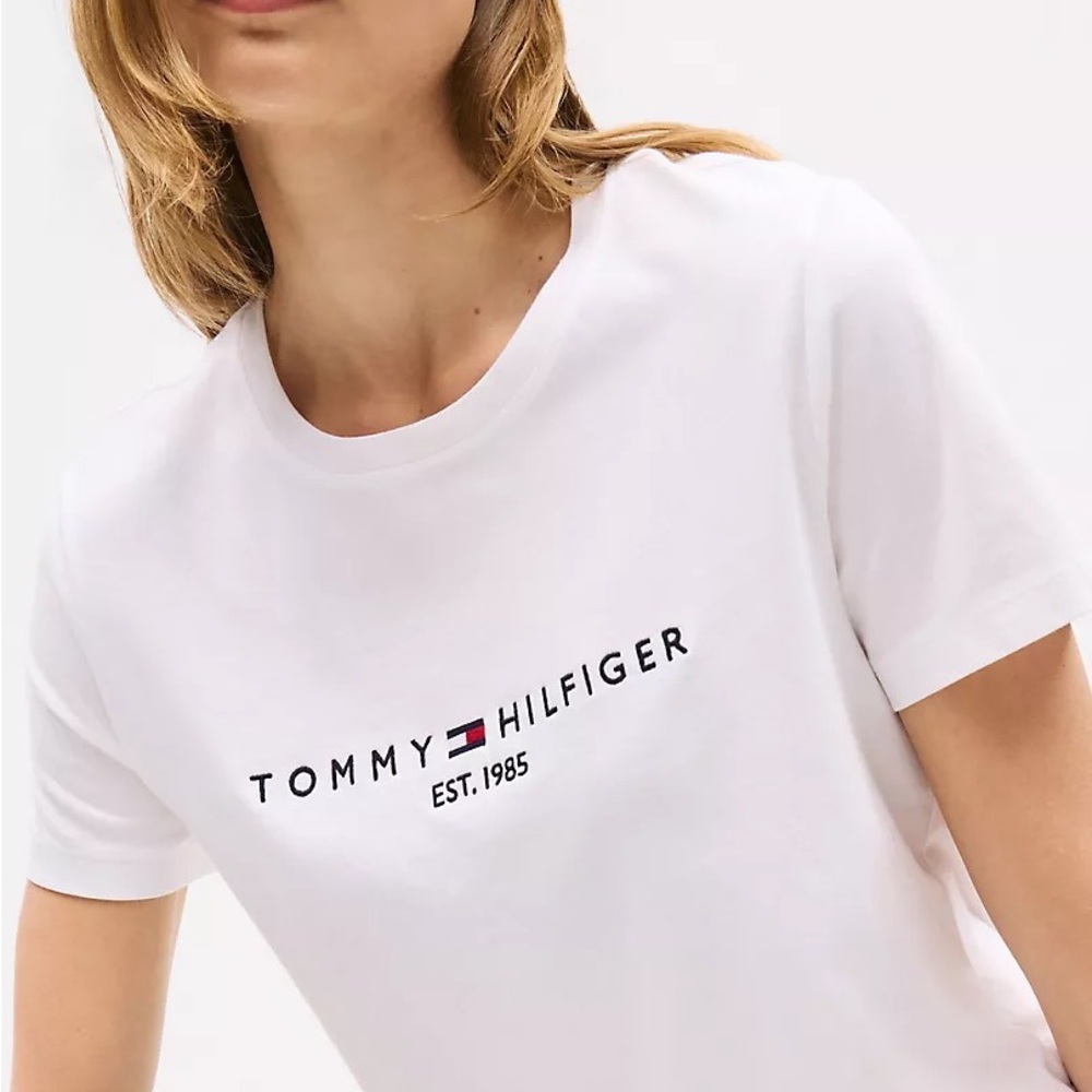 Embroidered Tommy Logo T-Shirt Xs